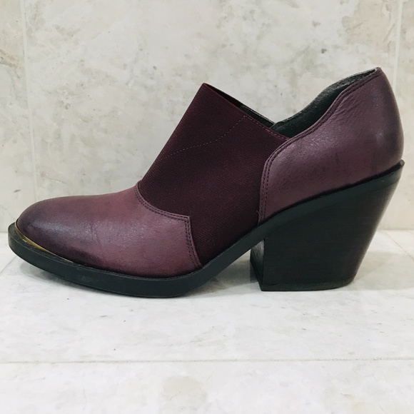 NAYA {10} Ankle Booties in Merlot / Purple with Gold Banding & Chunky Bl… - Picture 2 of 11